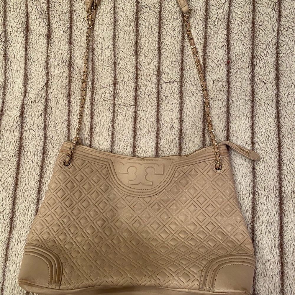 Tory Burch Fleming Quilted Tote